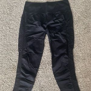 Fabletics Sync High-Waisted Perforated 7/8 Legging